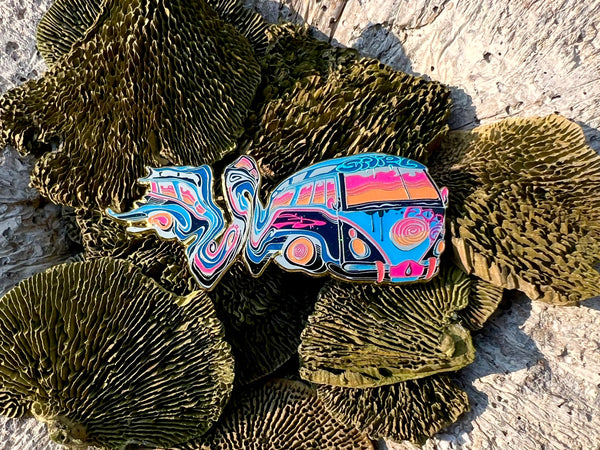 Lex Newtho - Swirl Bus Pins
