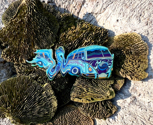 Lex Newtho - Swirl Bus Pins
