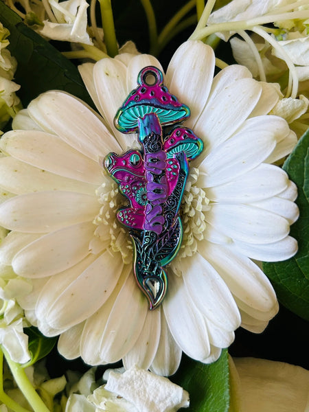 FIG - Hip Hopper Pendant