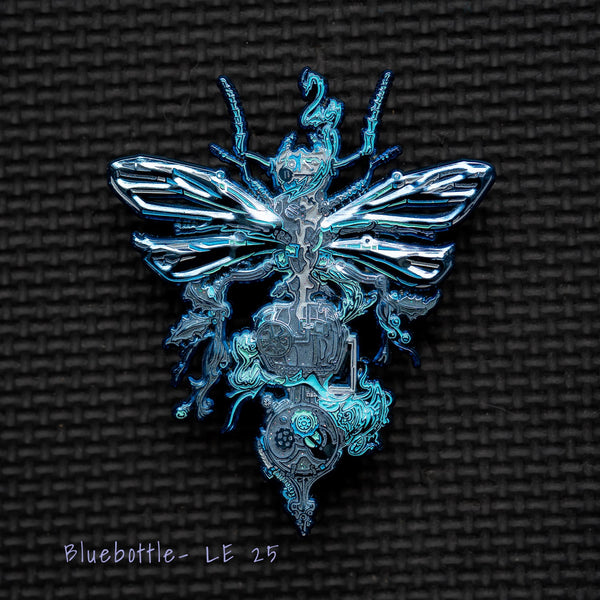 Kuhmali - Ace of Clubs Pin