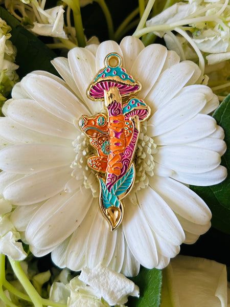 FIG - Hip Hopper Pendant