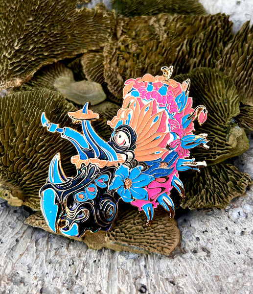 Lex Newtho - Trifloraglops Pins