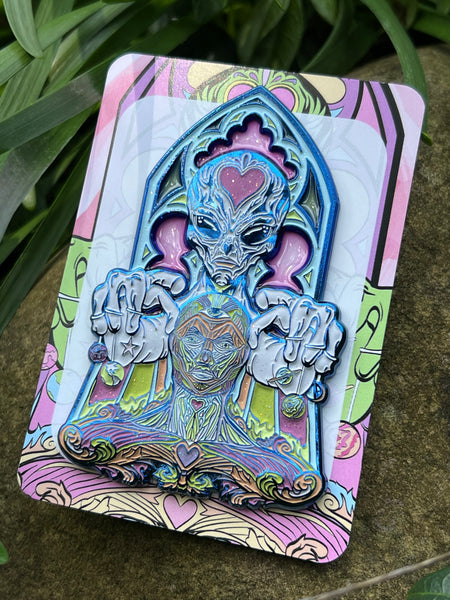 Ellie Paisley - Alien Overlord Pin