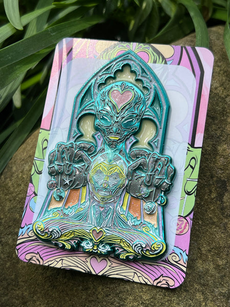 Ellie Paisley - Alien Overlord Pin